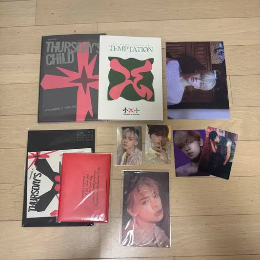 투바투 앨범,포카,포스터