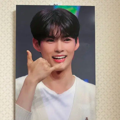 급) 성한빈 액자, 슬로건