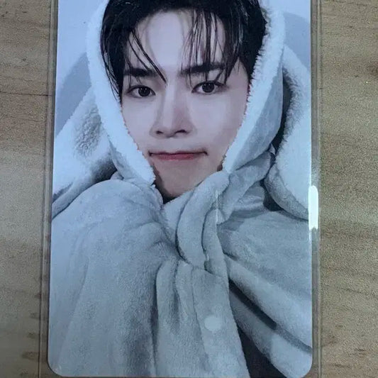 제로베이스원 제베원 성한빈 2집 메이크스타 토끼담요 미공포