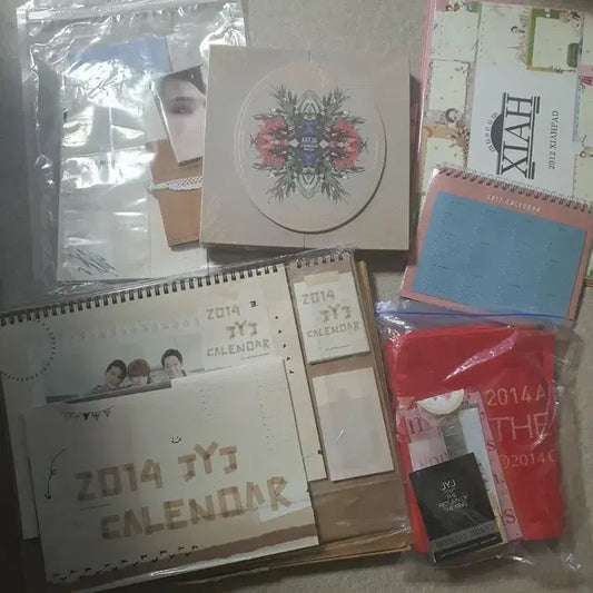 미개봉] JYJ Just us 앨범, 캘린더, 슬로건