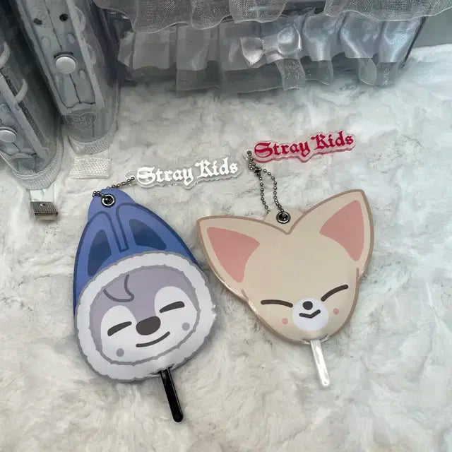 스트레이키즈 skz 포카 시그 팬미 증사 키링 우치와 아크릴스탠드 비공굿