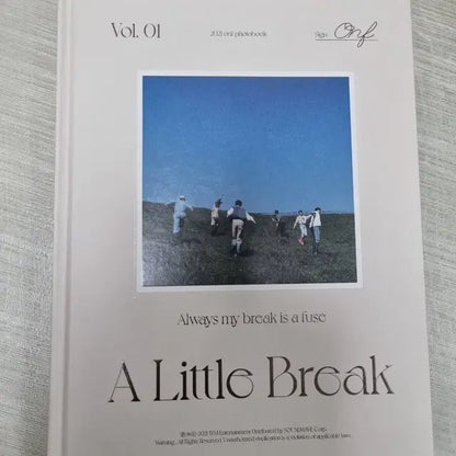 온앤오프 2021 포토북 A Little Break