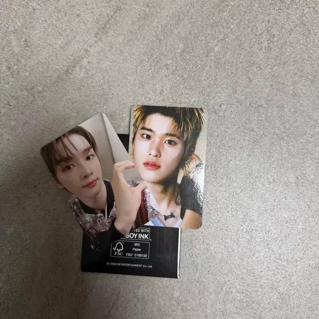 라이즈후드티 정성찬ver포카포함(이외의 포토카드 3개무료증정)