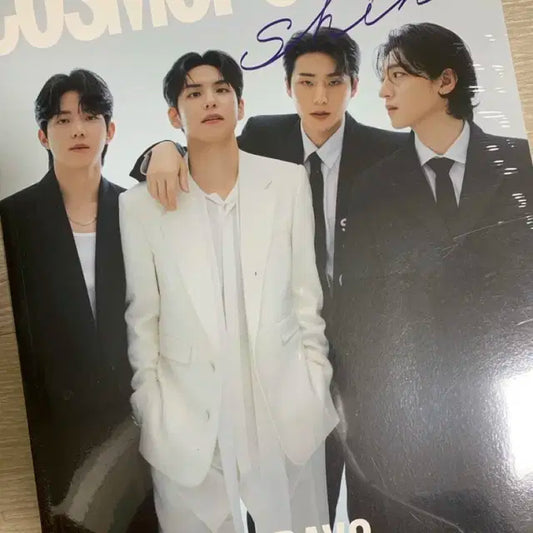 새상품) DAY6 데이식스 코스모폴리탄 단체 표지