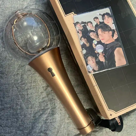라이티니 에이티즈 응원봉