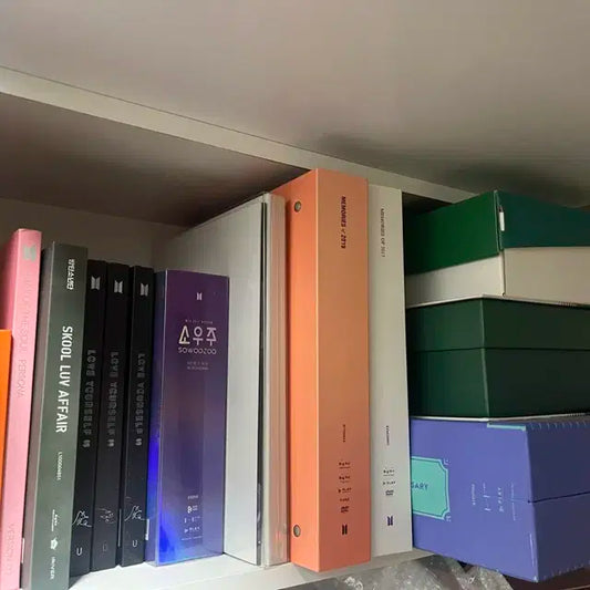 방탄 디비디 급처 개당2만원 포카미포함 남준석진윤기호석지민태형정국앨범뷔