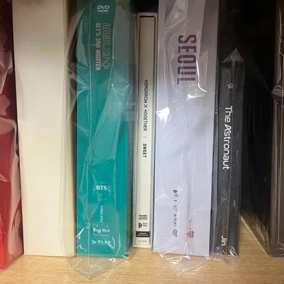 방탄 디비디 급처 개당2만원 포카미포함 남준석진윤기호석지민태형정국앨범뷔