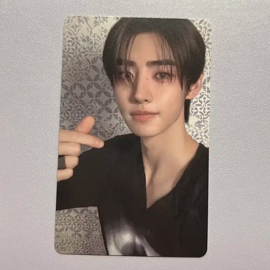 ROMANCE : UNTOLD YouTube Shopping Tag 성훈