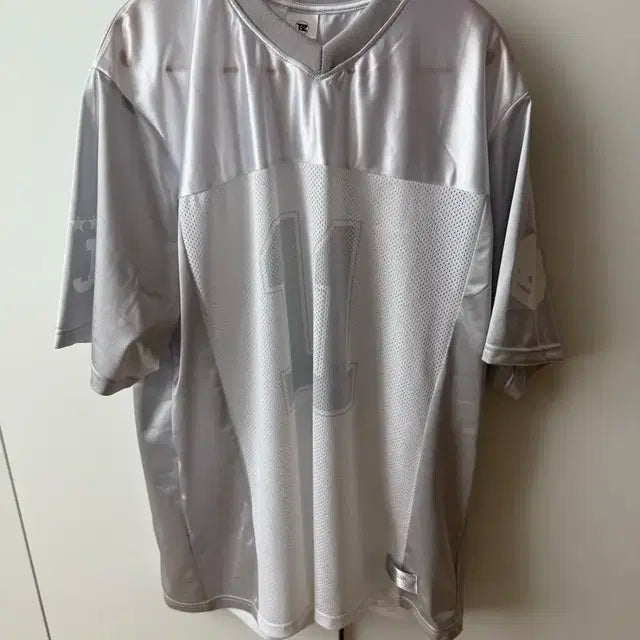 더보이즈 주연 제너레이션2 티셔츠 md 판매