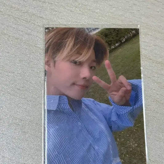 온앤오프 이션 와이 공방 포카