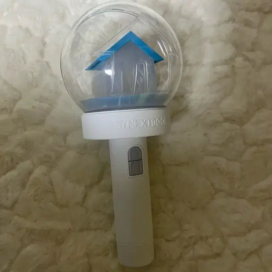보이넥스트도어 응원봉 양도해요