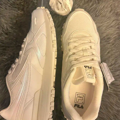 [새상품]BTS X FILA VOYAGER 컬렉션 자가토 샤인 270mm