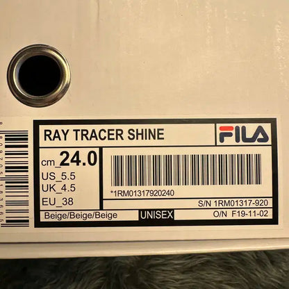 [새상품] BTS X휠라 RAY TRACER SHINE 베이지_240mm