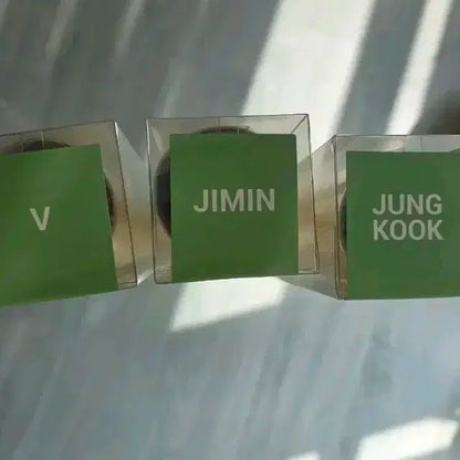 방탄소년단 오늘 전시회 포스터 지민 뷔 정국 일괄