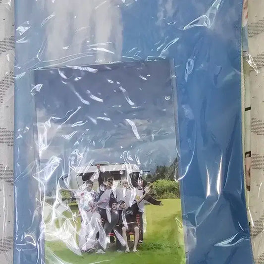 방탄 인더숲 팝업 굿즈 패브릭포스터, 아크릴프레임, 포스트카드북 미개봉