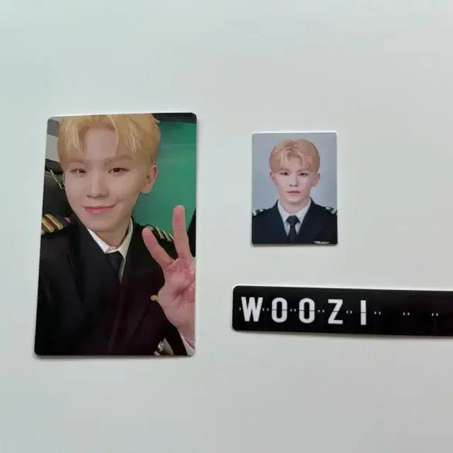 항공틴 우지