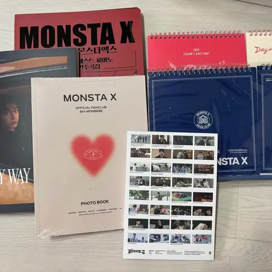 몬스타엑스 포토북, 달력, 악보