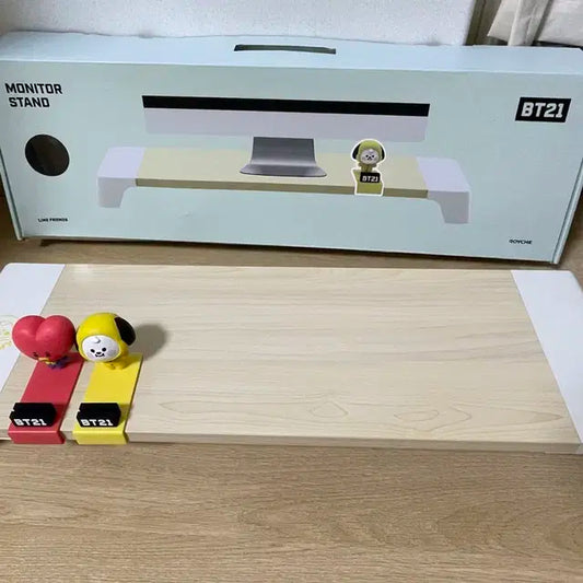 방탄 로이체 BT21 모니터 받침대 피규어포함