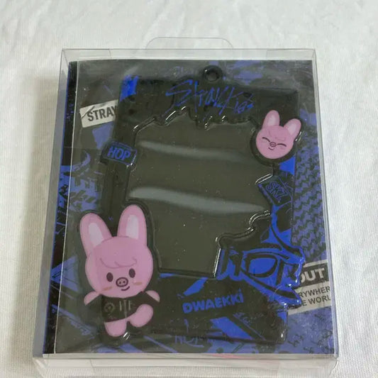 스트레이키즈 스키주 랜야드 세트 돼끼 LANYARD