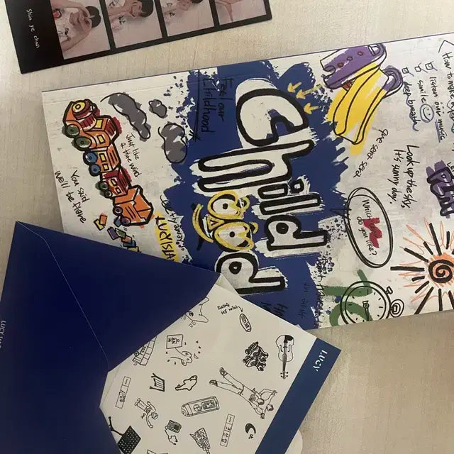 루시 차일드 앨범 네컷 예찬