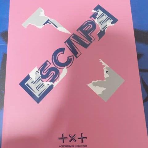 투모로우바이투게더 Fight or Escape 앨범 + 포카
