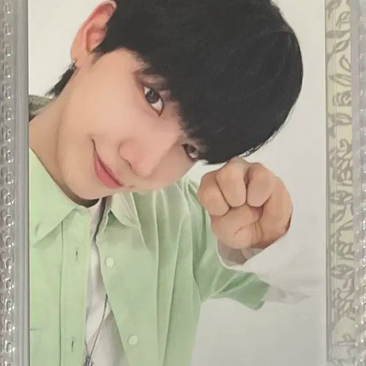 보넥도 재현 명재현 how 더현대 팝업 포카