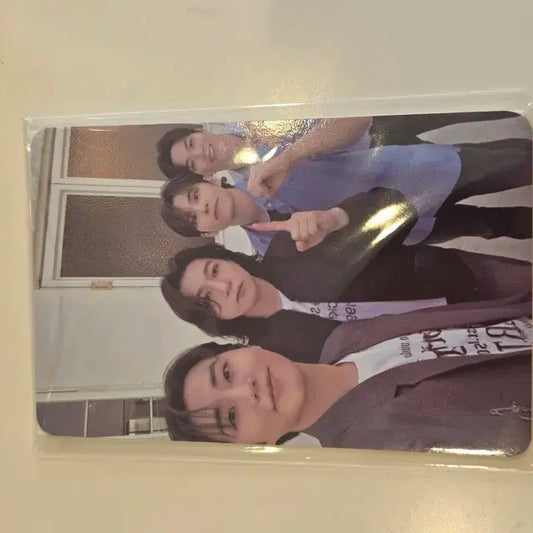 데이식스 엠디 바람막이 단체 포카
