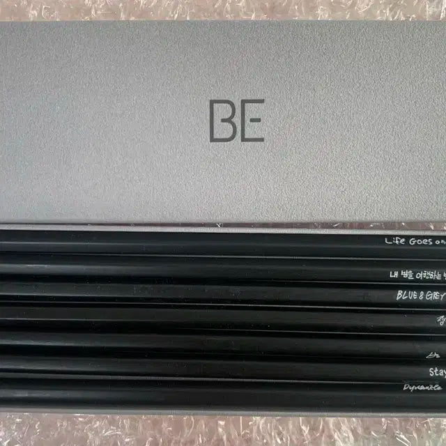 (새상품)BTS BE 연필 세트