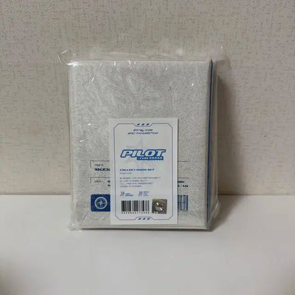 (미개봉) 스트레이키즈 스키즈 파일럿 콜렉트북 현진