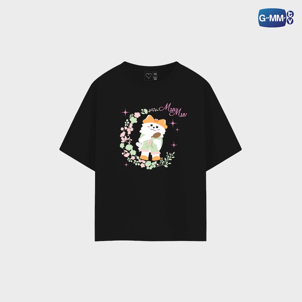 【PRE-ORDER】 GMMTV - MUVMUV OFFICIAL T-SHIRT | BLUSH BLOSSOM FAN FEST 2026 : MIDNIGHT BLOOM