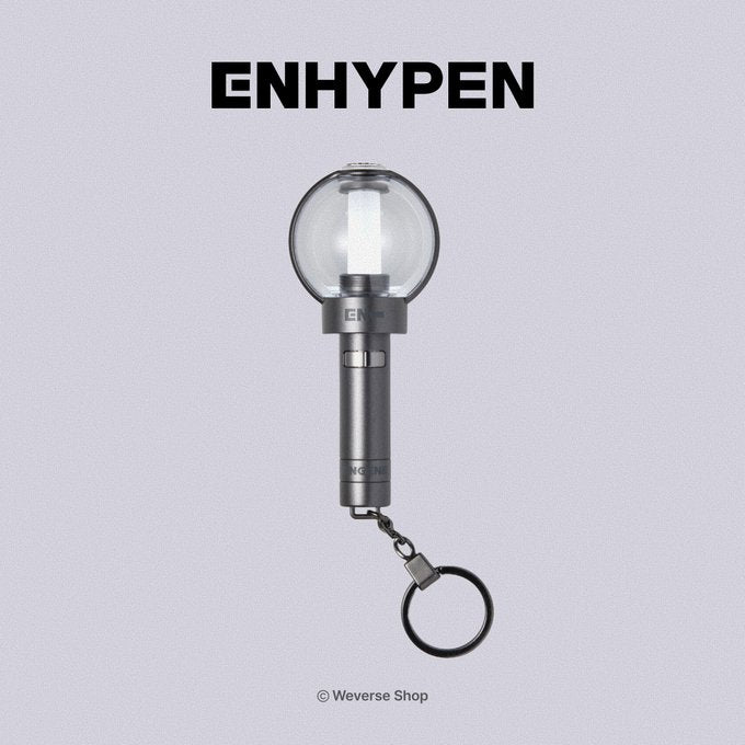 [PRE-ORDER] ENHYPEN - OFFICIAL LIGHT STICK VER.2 KEYRING (PICK-UP IN AMSTERDAM)