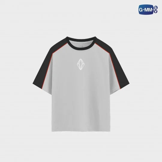 GMMTV - RISER CONCERT : THE FIRST RISE brought together the full lineup of artists under RISER Music, featuring the groups LYKN (members: William, Lego, Tui, Nut, and Hong), JASP.ER (members: Pond, Joong, Aou, and Boom), FELIZZ (members: Praew and Pahn), and CLO’VER (members: Cream and Meen), alongside solo artists Krist Perawat, Nanon Korapat, Win Metawin, Gemini Norawit, Fourth Nattawat, Phuwin Tangsakyuen, and Perth Tanapon; 