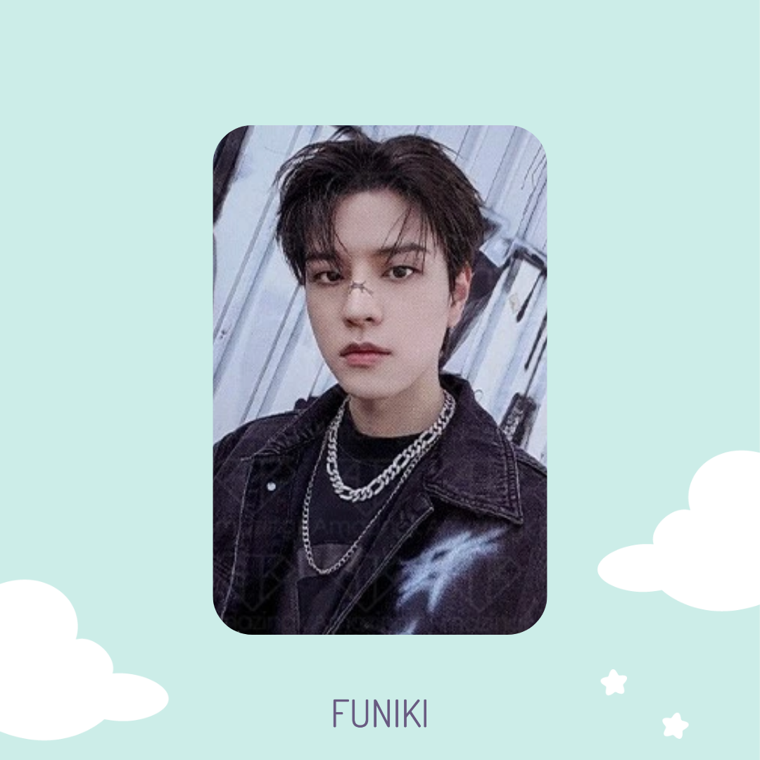 [SALE] STRAY KIDS - KARMA Pop-Up Shop Round 1 Photocard (SEUNGMIN)