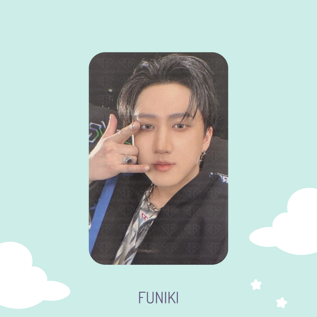 [SALE] STRAY KIDS - KARMA Pop-Up Shop Round 2 Photocard (CHANGBIN)