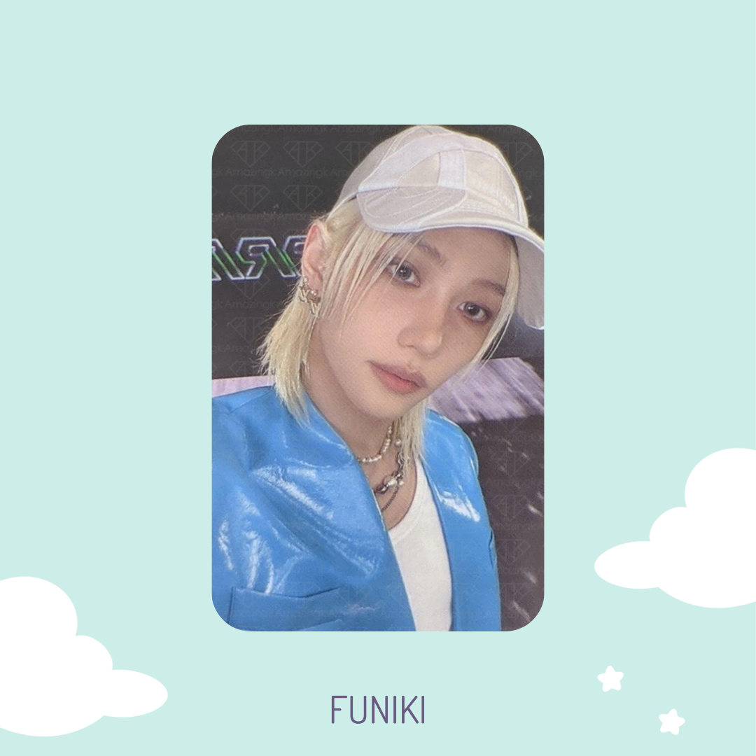 [SALE] STRAY KIDS - KARMA Pop-Up Shop Round 2 Photocard (FELIX)