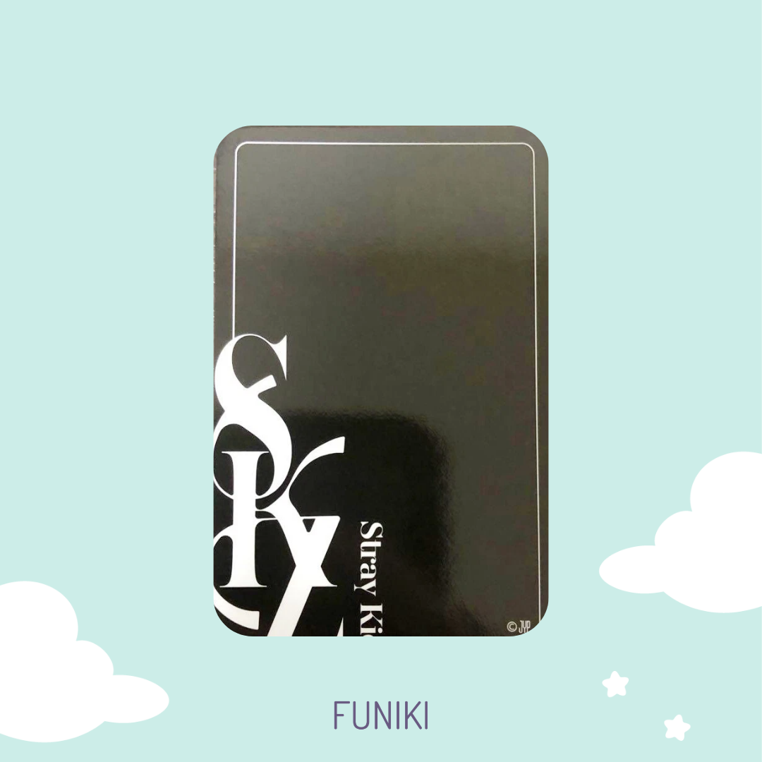 [SALE] STRAY KIDS - XMAS Pop-Up Shop Photocard (HYUNJIN)