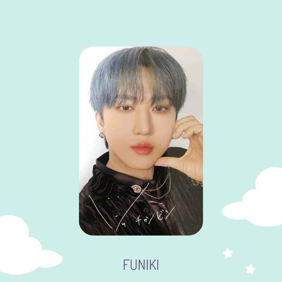 [SALE] STRAY KIDS - XMAS Pop-Up Shop Photocard (CHANGBIN)