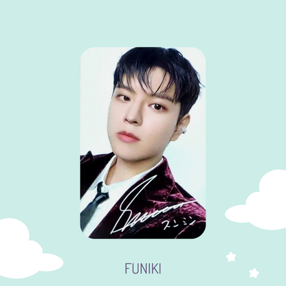 [SALE] STRAY KIDS - XMAS Pop-Up Shop Photocard (SEUNGMIN)