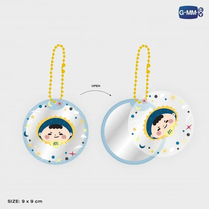 [PRE-ORDER] GMMTV - JUNIOR MARK SHINERISE FANCON: JUMMO POCKET MIRROR 2 LAYERS KEYCHAIN